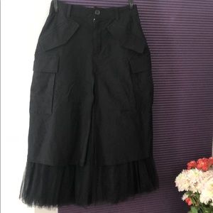 Black Skirt with side-pockets
